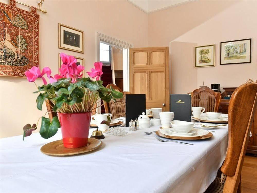 Heritage Bed And Breakfast Calne Exterior foto